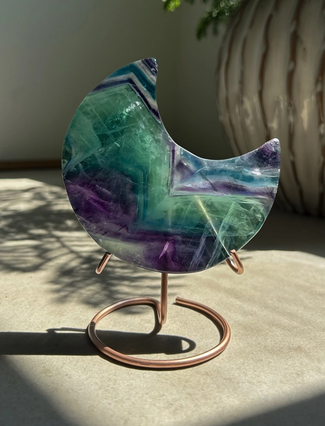 Luna in Fluorite Arcobaleno